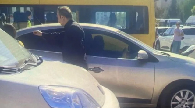 Skandal ortaya çıktı! Rektör Semih Aktekin, eşi için seramik bölümünü taşıdı - Resim: 1